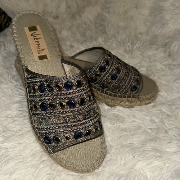 Vidorreta Shoes - Women's Woven Spain Vidorreta Espadrille Sandals size 39